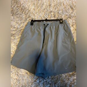 medium Nike shorts like new